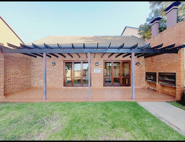 BEDROOM APARTMENT RENTED IN HALFWAY GARDENS